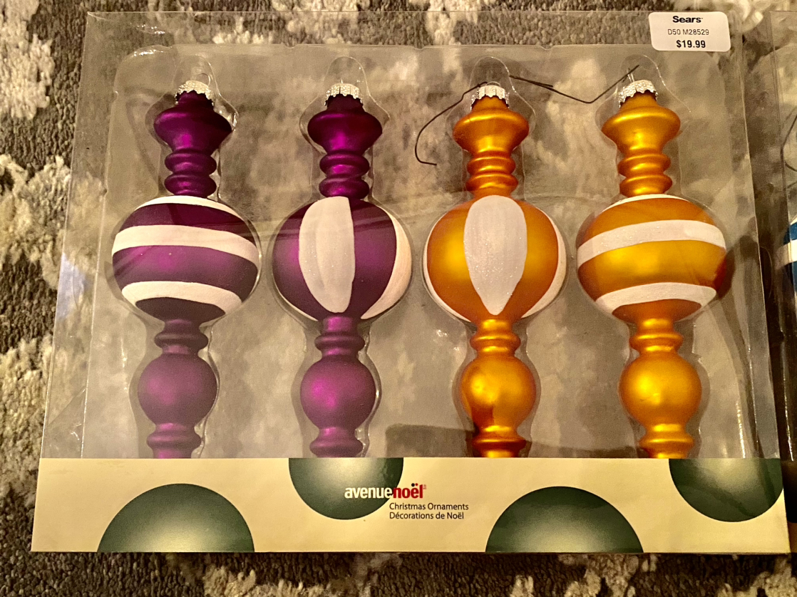 Glass 6” Christmas Ornaments (8 pcs) image indicator(4)