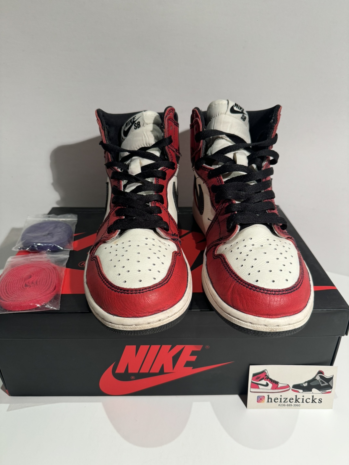 Air Jordan 1 High SB LA to Chi size 10 image indicator(3)