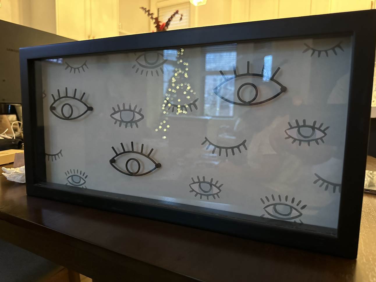 Free frame with art