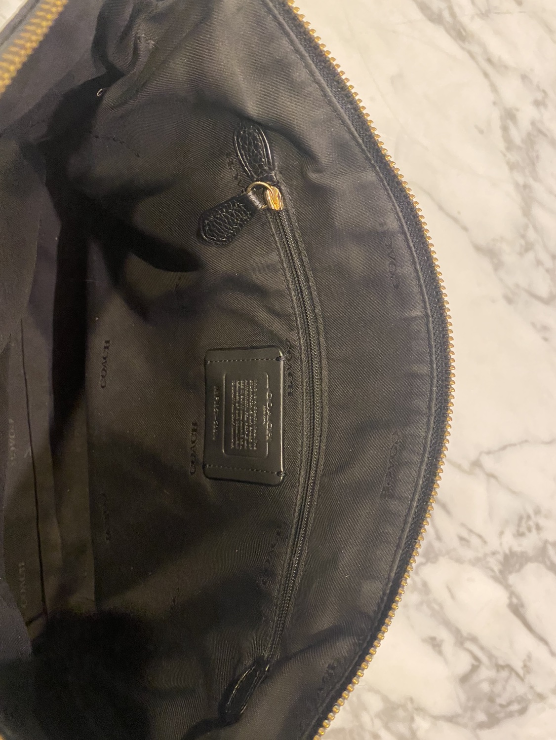 Coach purse, black image indicator(5)