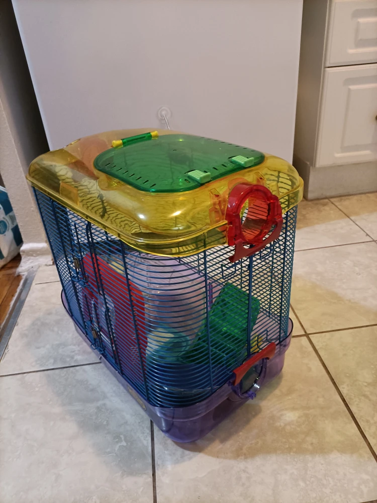 Small Animal Habitat + Food - READ DESCRIPTION - photo 2