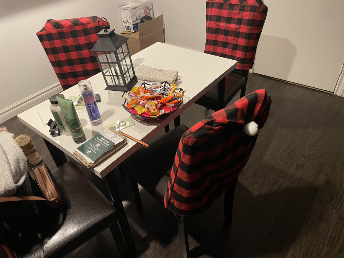 Table and dining table chairs - photo 2