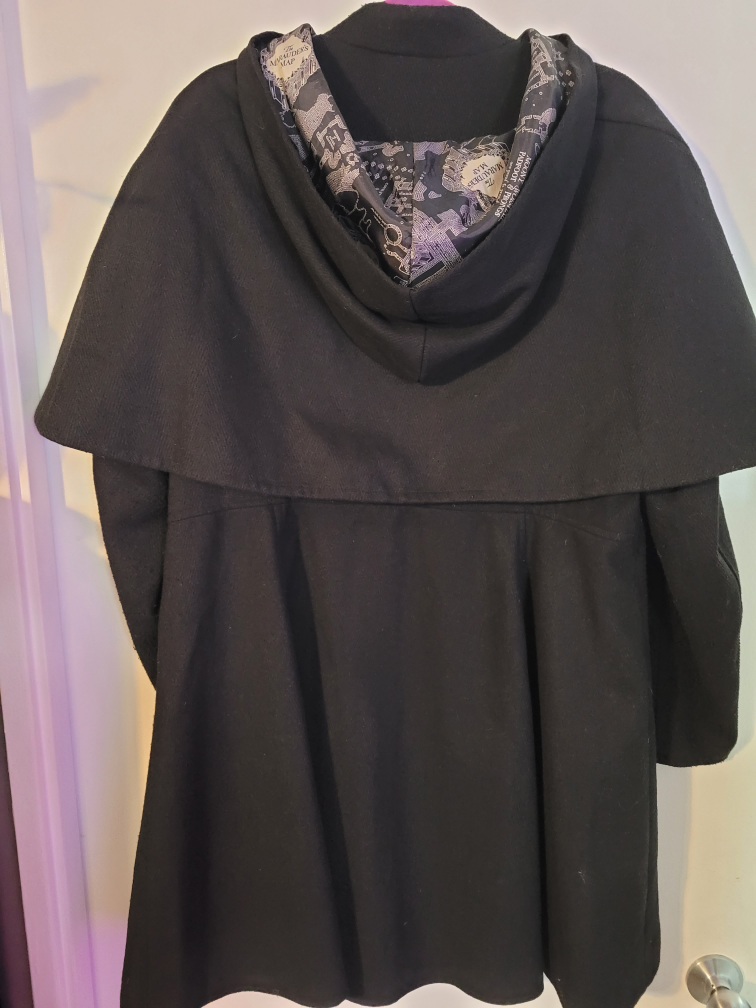Last Chance - Harry Potter Coat with Hooded Cape image indicator(2)