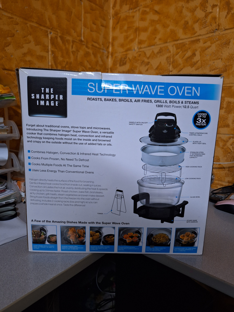 The Sharper Image Super Wave Oven Halogen, Infrared & Convection image indicator(2)