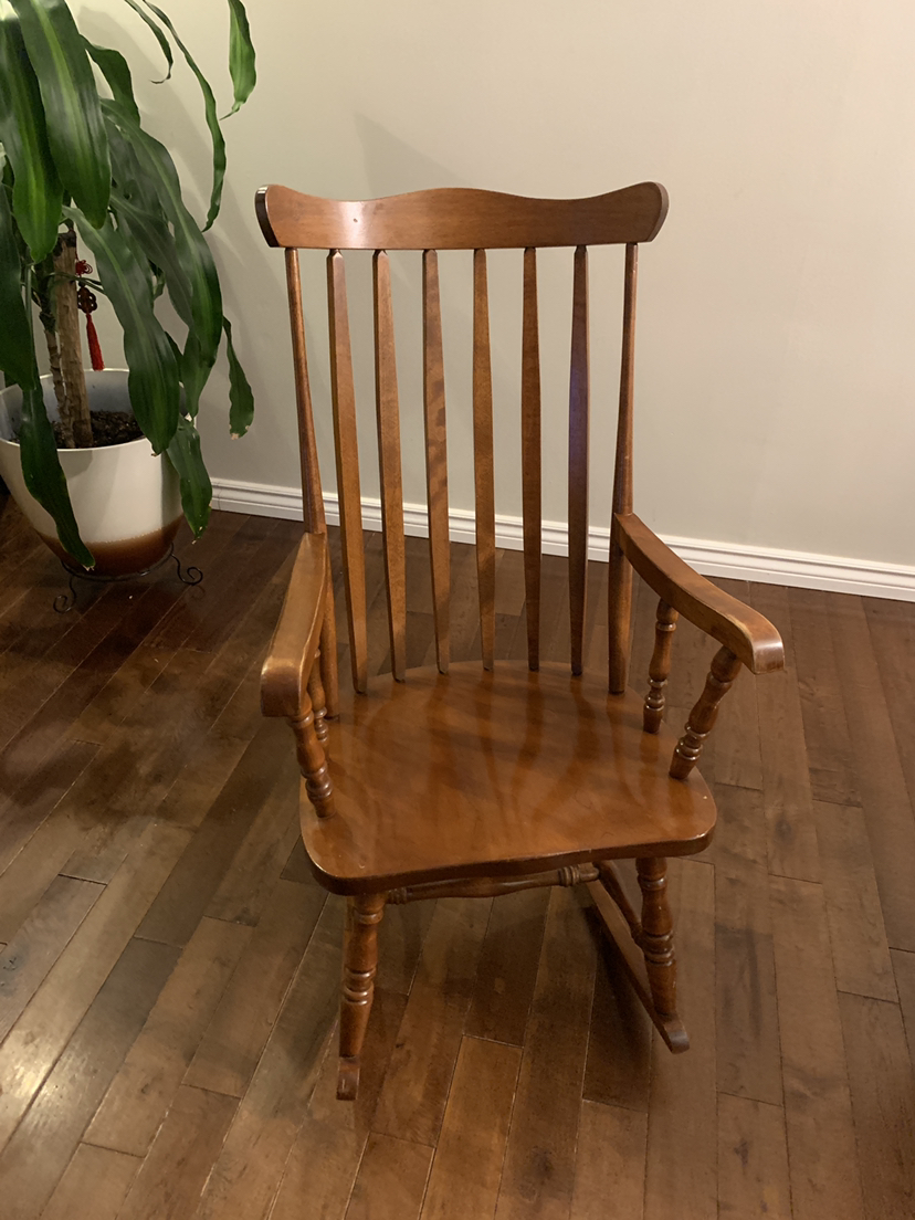 Rocking chair - wood - amazing condition - photo 2