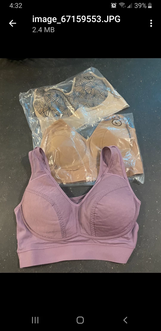 3 Sports bras