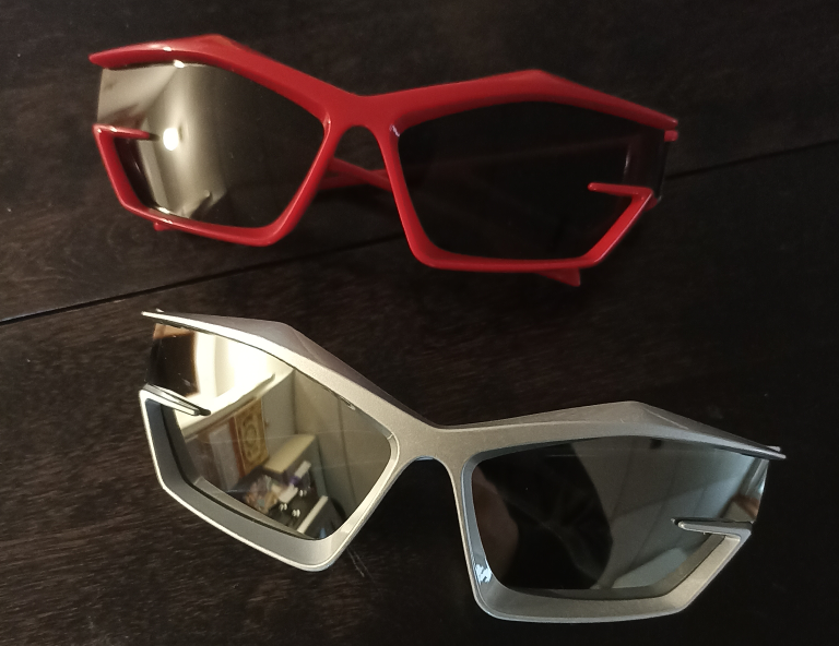 sport glasses