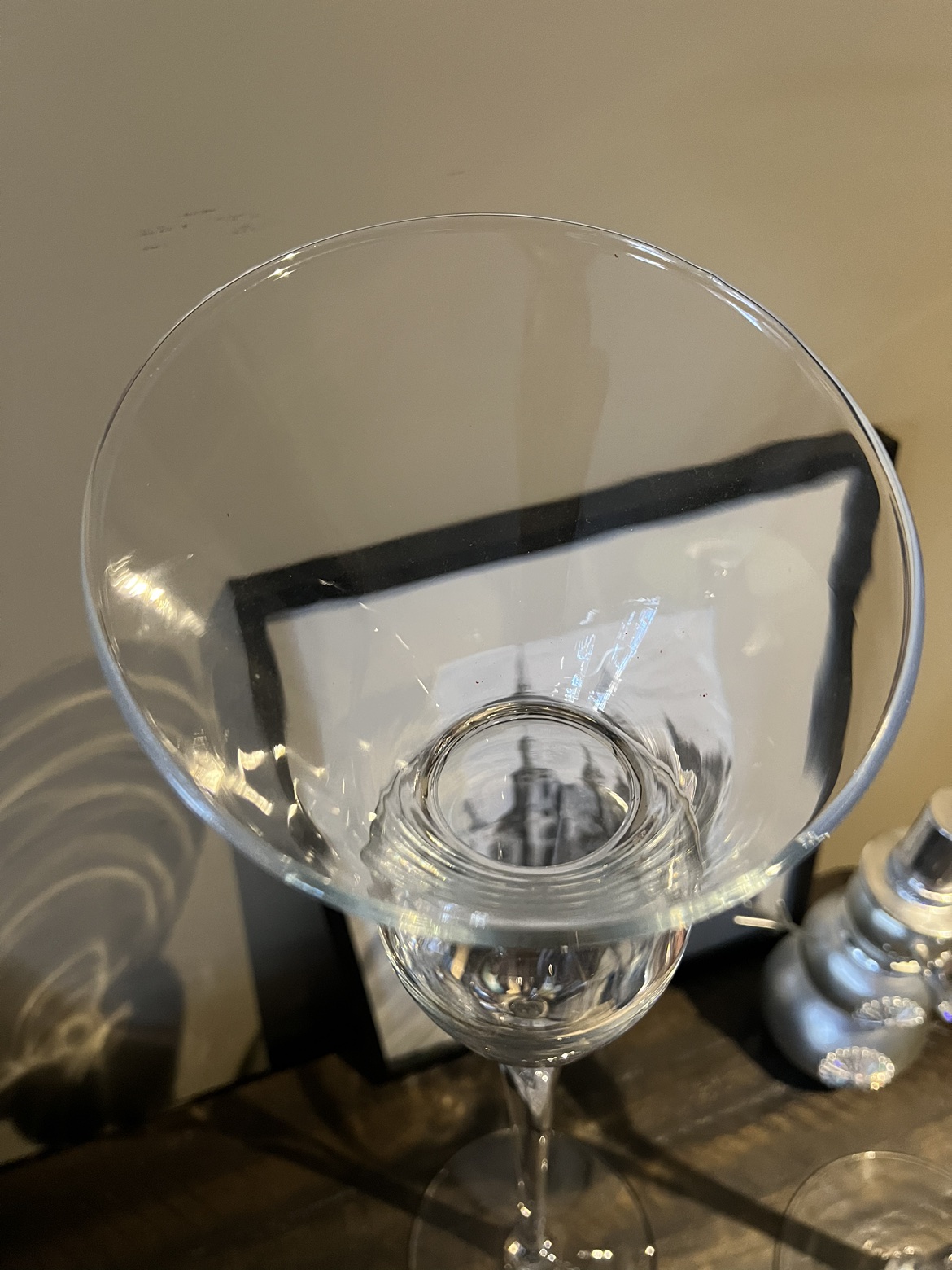 Beautiful Set Of Art Glass Flower Bud Vases image indicator(4)