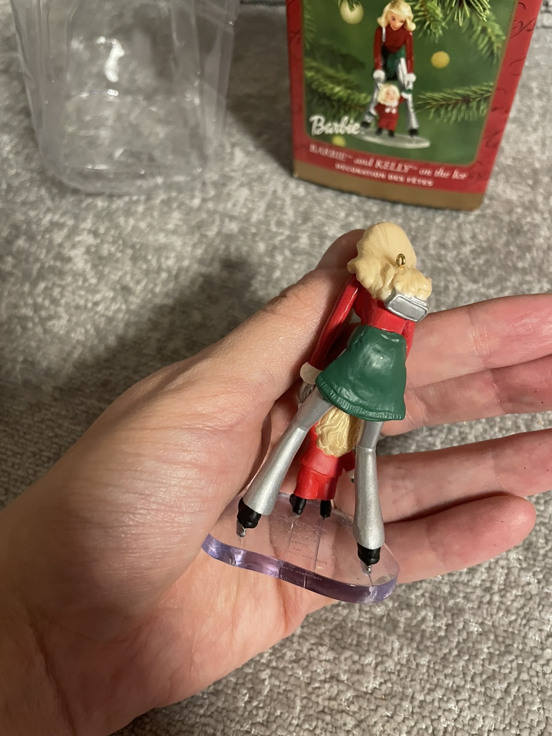 Hallmark Keepsake Barbie Ornament; Barbie and Kelly on Ice 2001 image indicator(3)