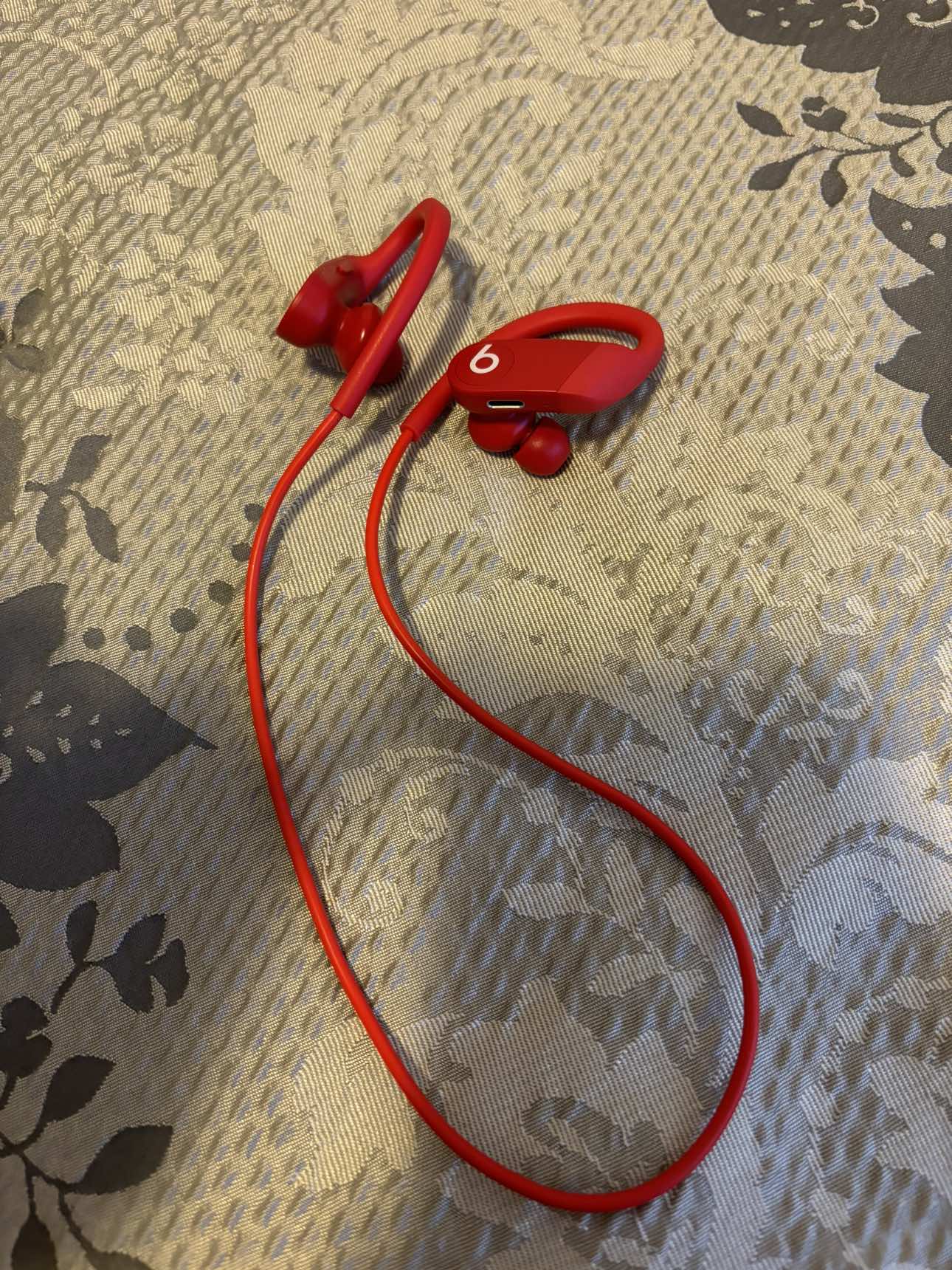 Wireless headphones