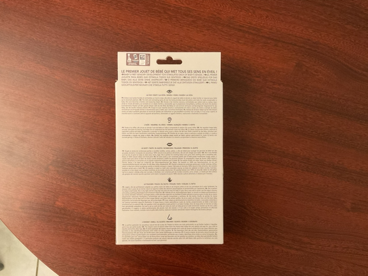 Sophie La Giraffe teething toy BNIB image indicator(2)