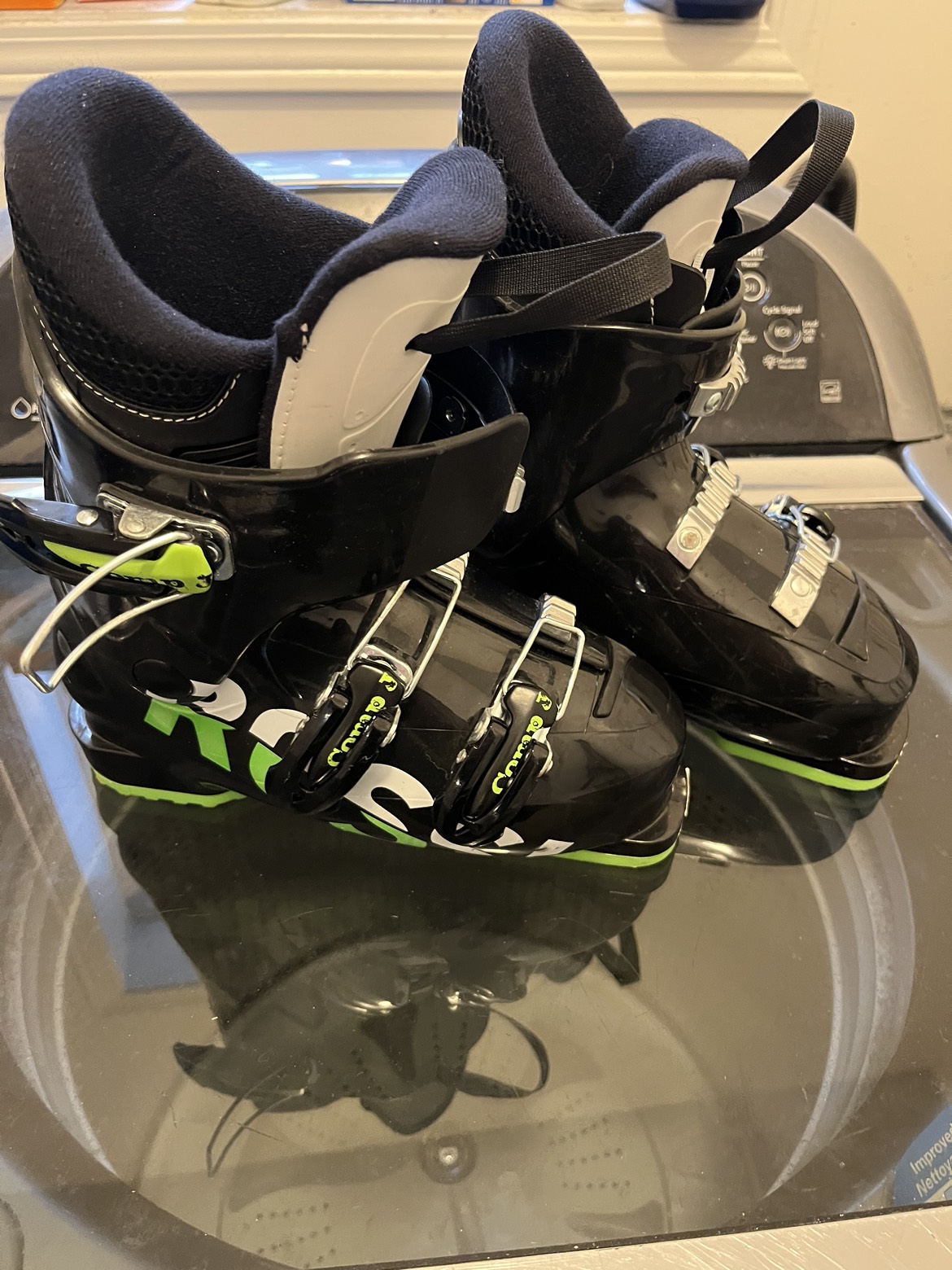 Rossignol 21.5 ski boots