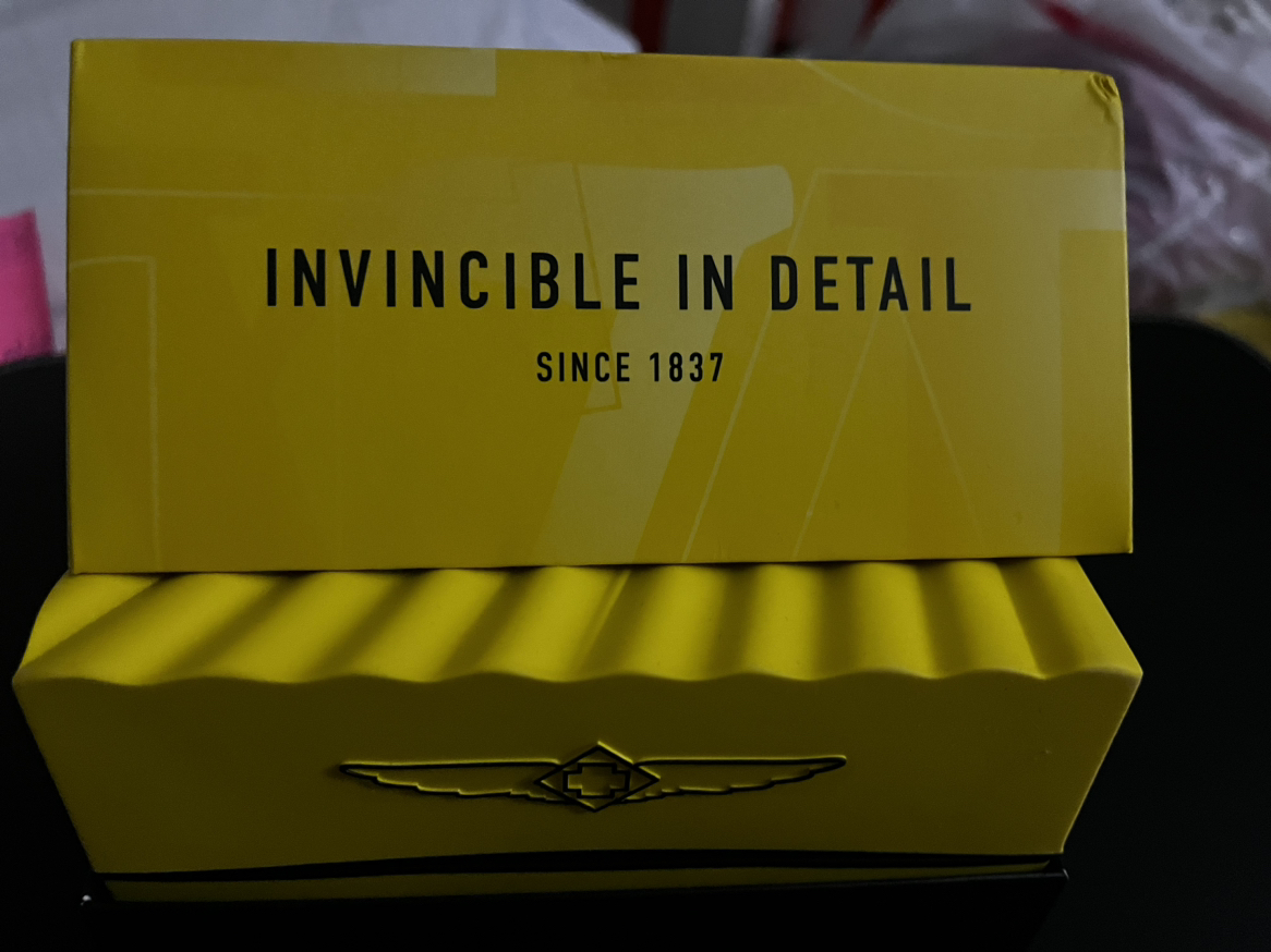 Brand new boxed Invicta men’s watch image indicator(4)