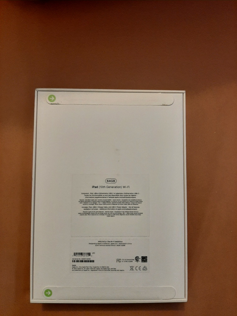 brand new iPad 10th gen - photo 2
