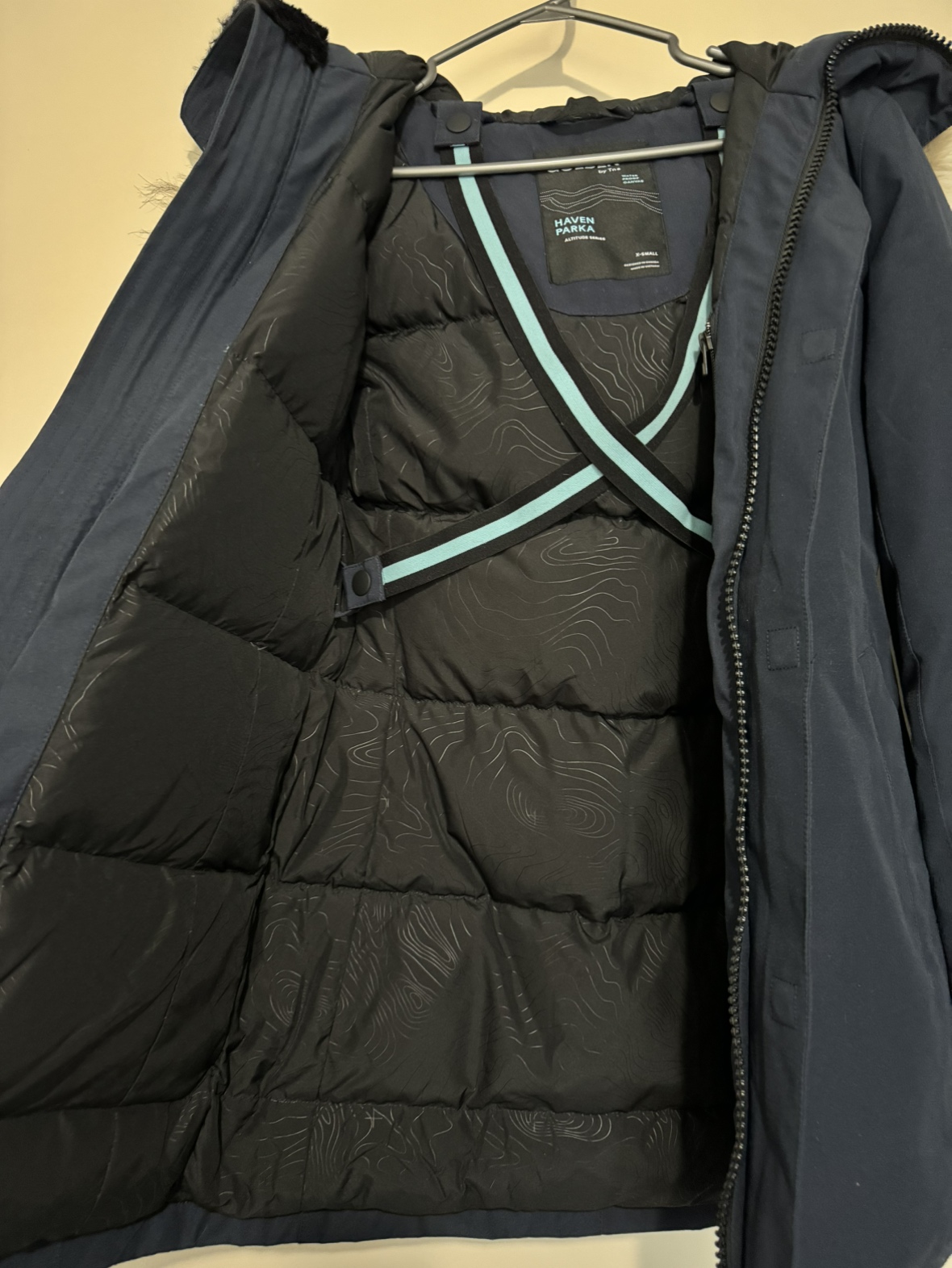 TNA winter parka size X’s - photo 5