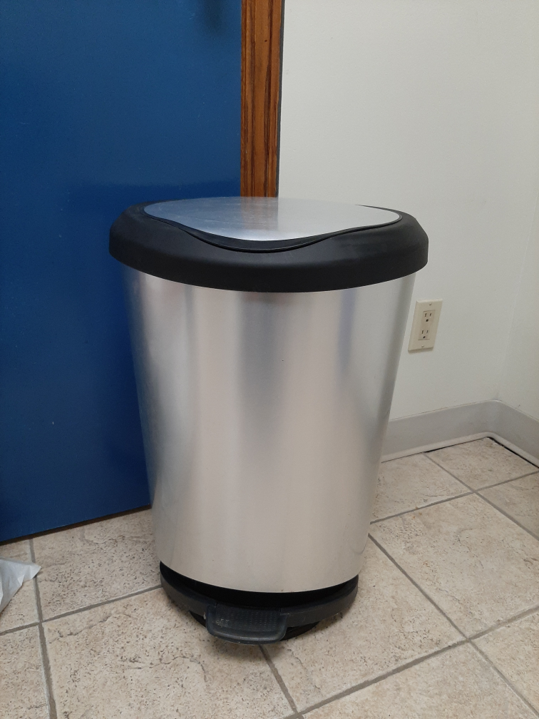 Garbage Can, 42L from Canadian Tire thumbnail