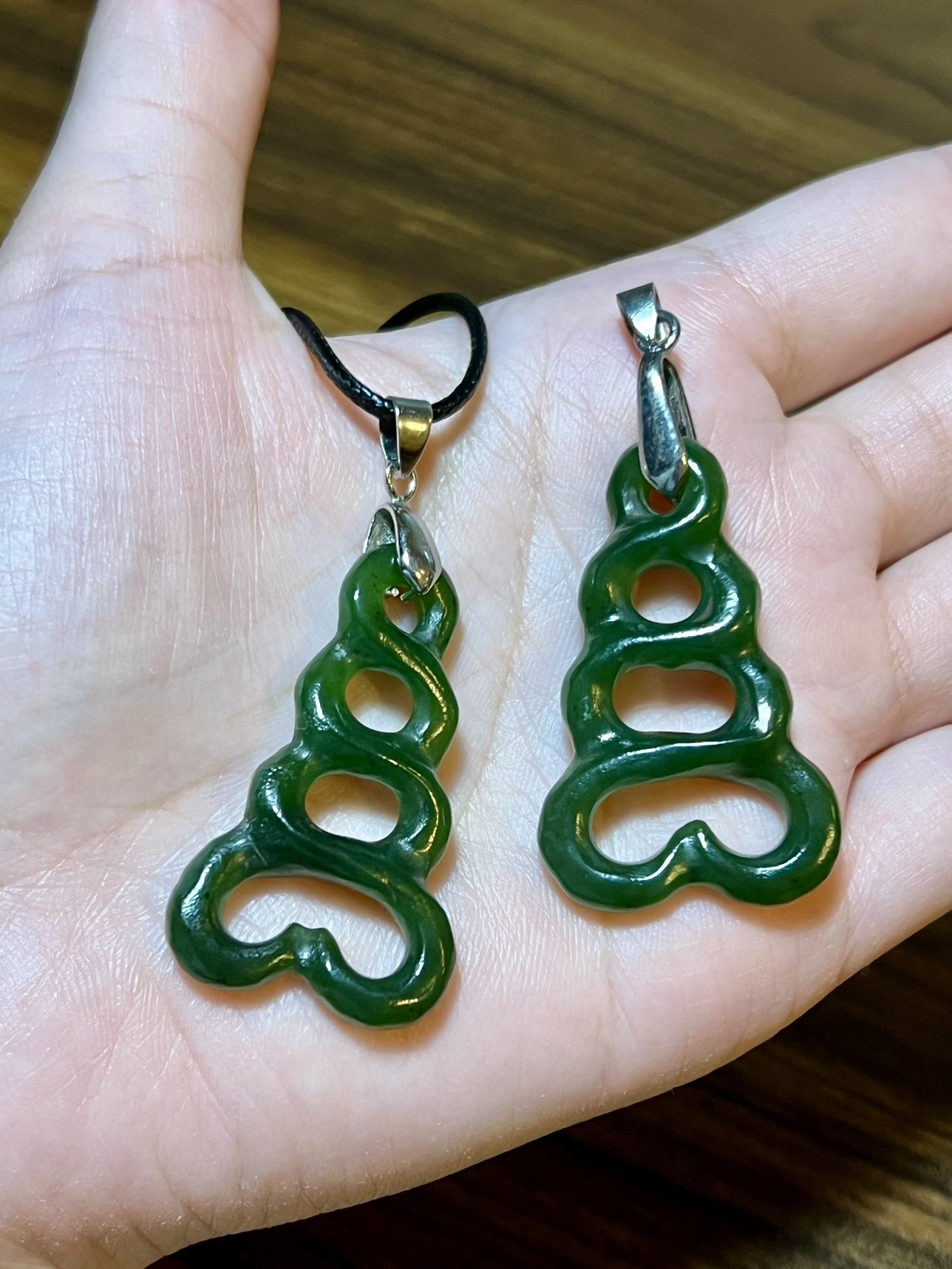 Stylish Nephrite Jade Pendant - photo 2