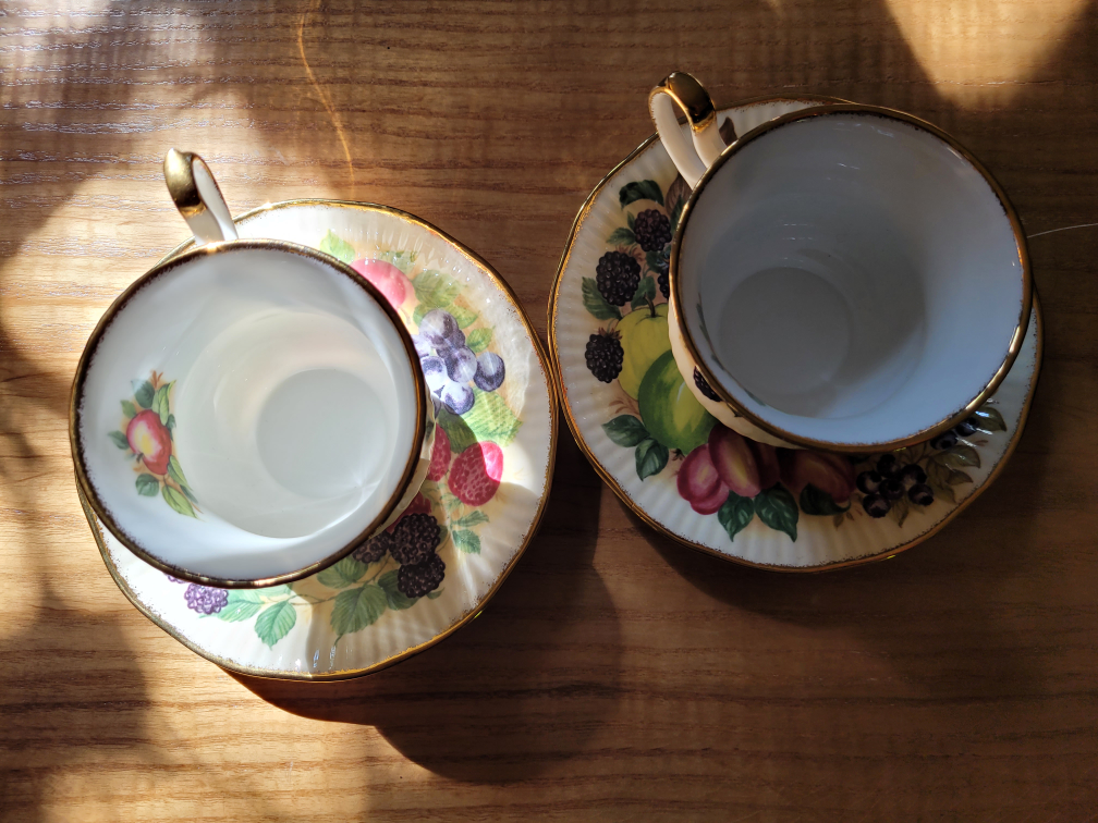 Vintage English china teacup sets (grouped posting) image indicator(2)