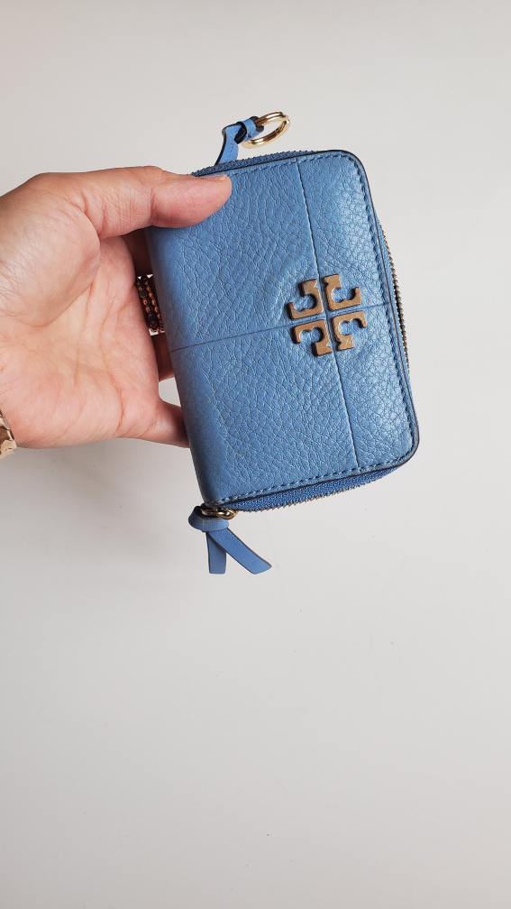 Tory Burch coin wallet image indicator(2)