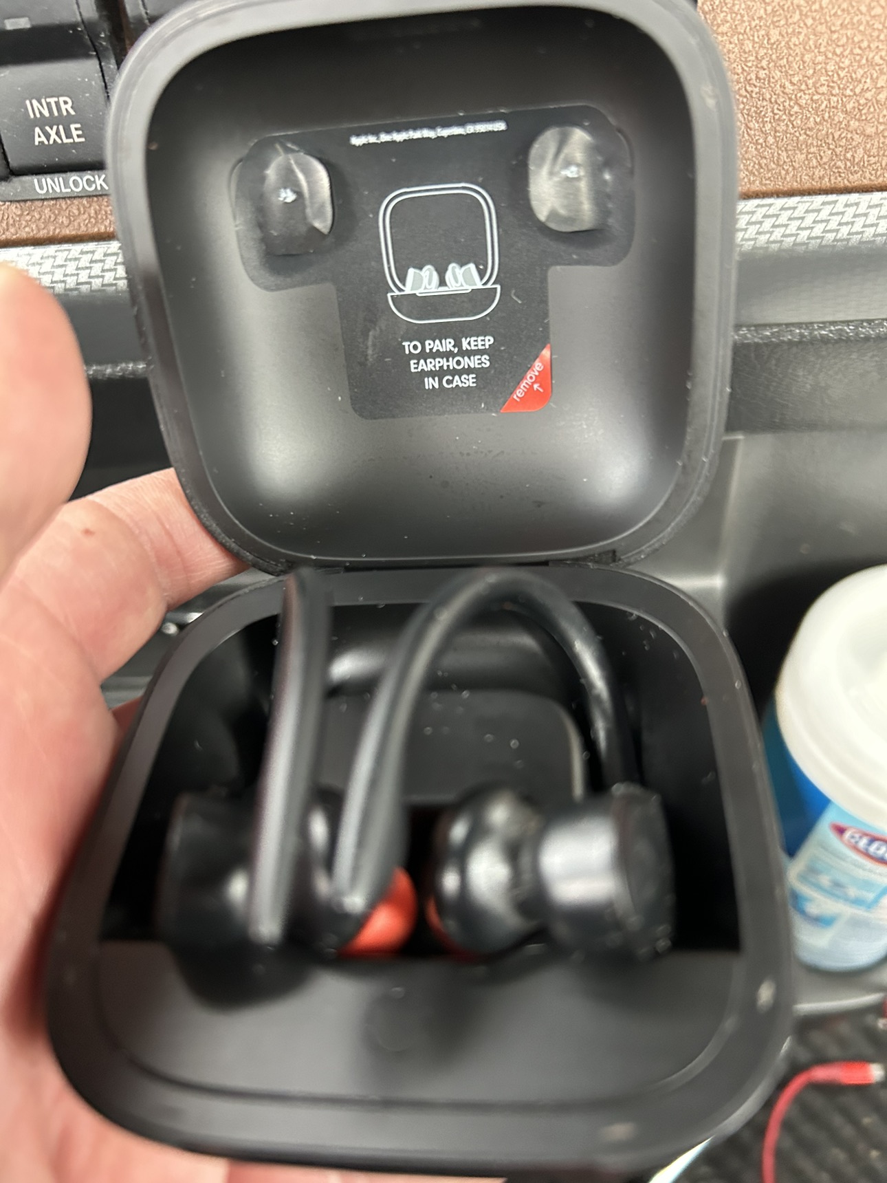 Beats wireless headphones - photo 3