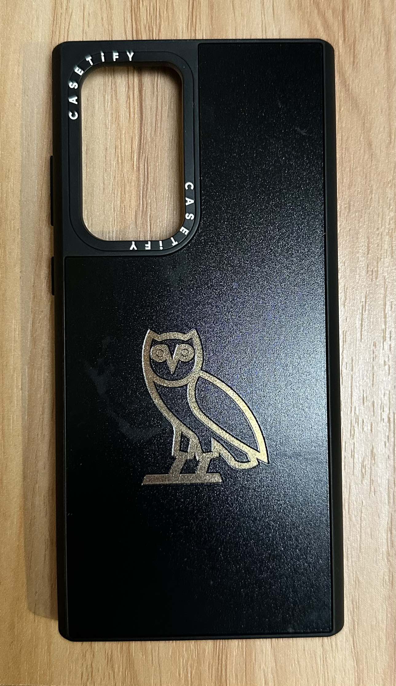 Samsung S22 Ultra: CASETIFY x OVO Case