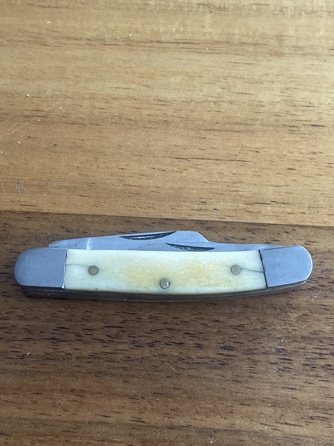 Very old knife thumbnail