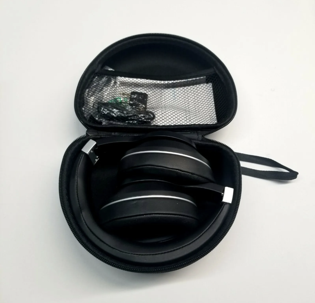 VANKYO C751 Active Noise Cancelling Headphones thumbnail