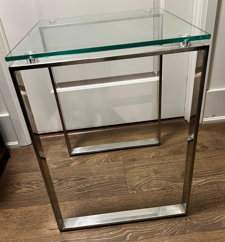 Side table/accent table - photo 3