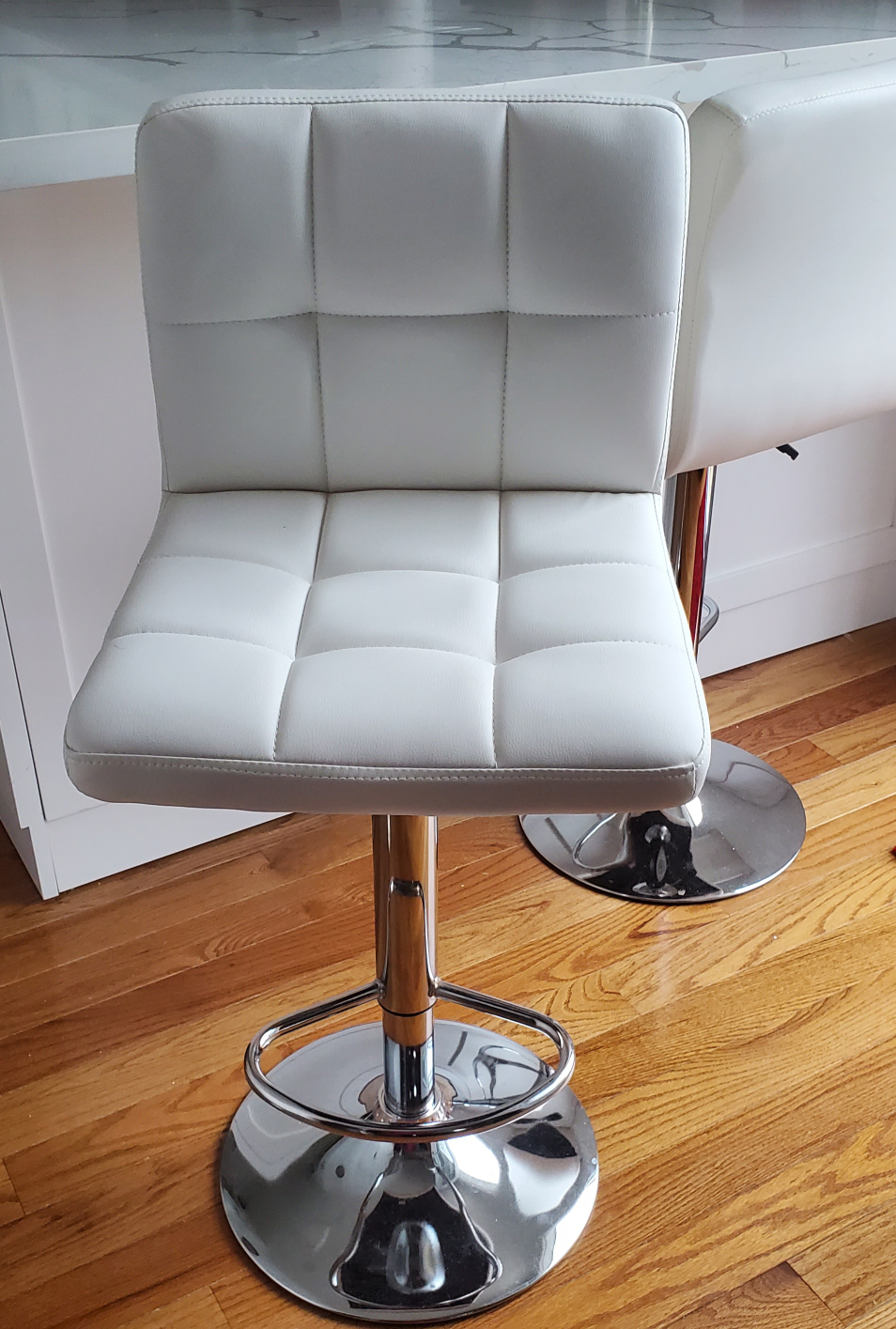 Bar/Counter Stools (2)
