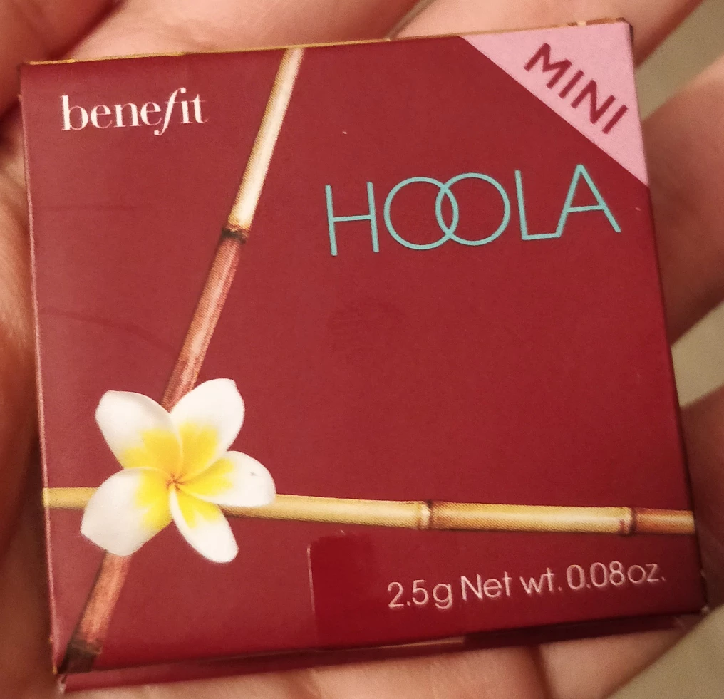 Benefit Mini Hoola Matte Bronzer (unopened) w/ freebie! - photo 2