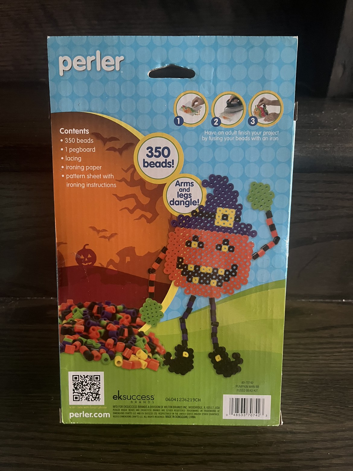 Pumpkin man biggie beads new in box image indicator(2)