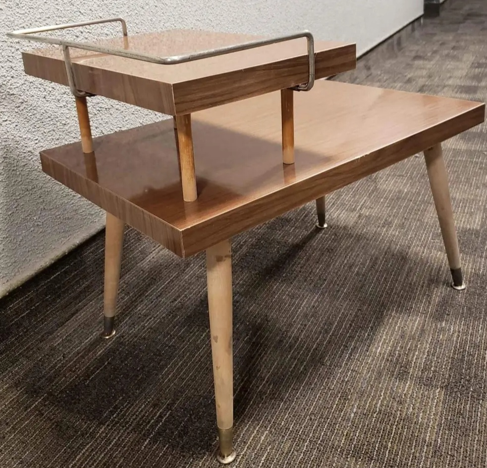 VINTAGE 2 TIER END/STEP TABLE - photo 4