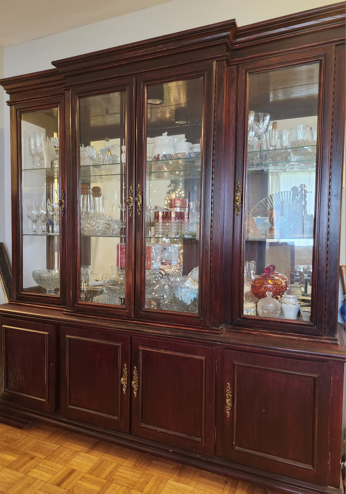 2-piece Mahogany lighted glass door dining cabinet - photo 3