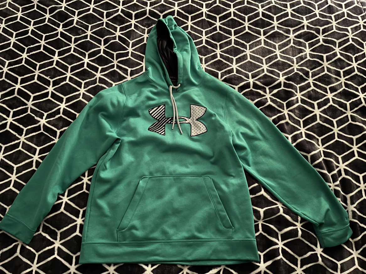 Under Armour Men’s Large Hoodie thumbnail