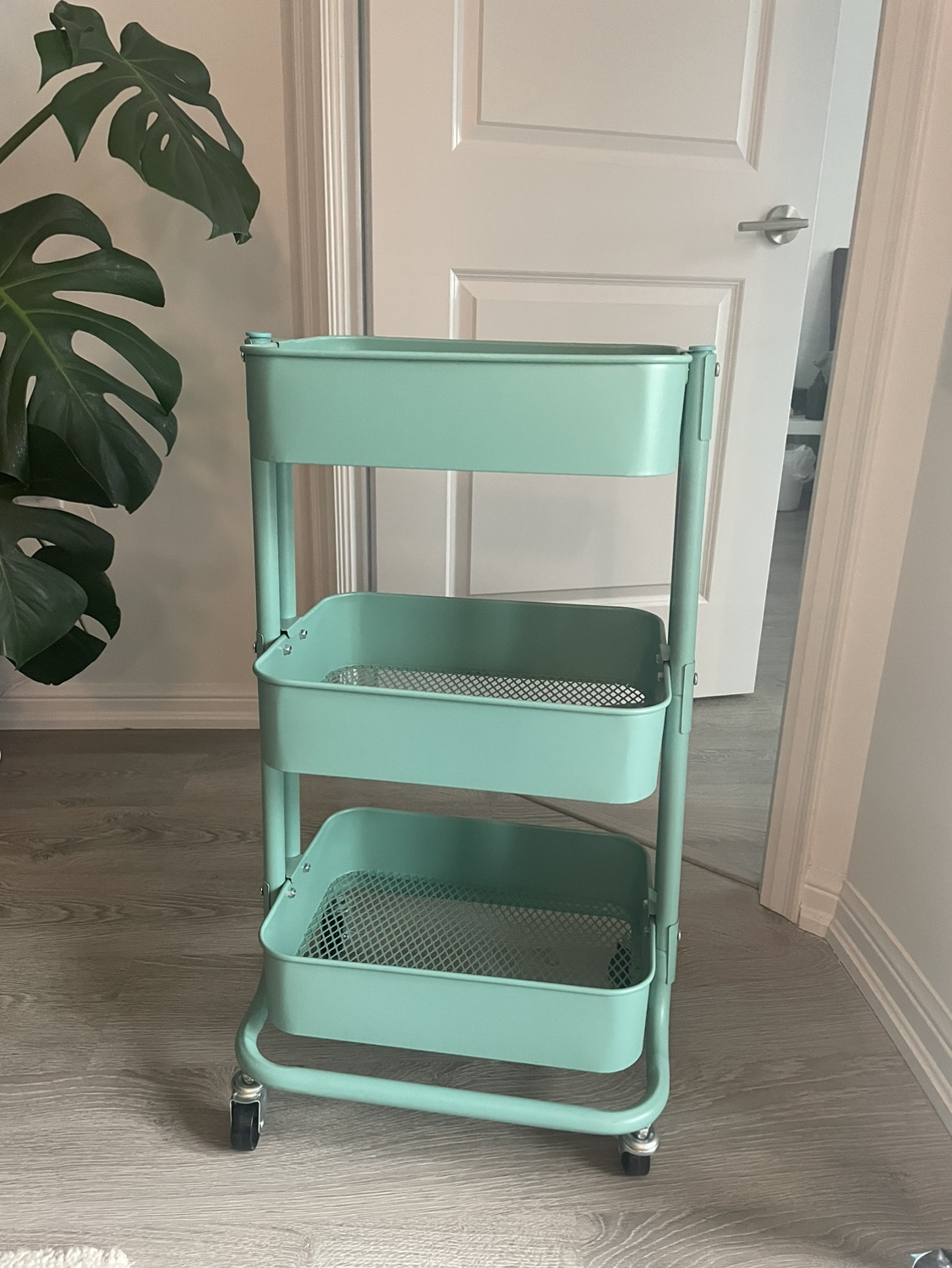 Like New Turquoise Rolling Cart thumbnail