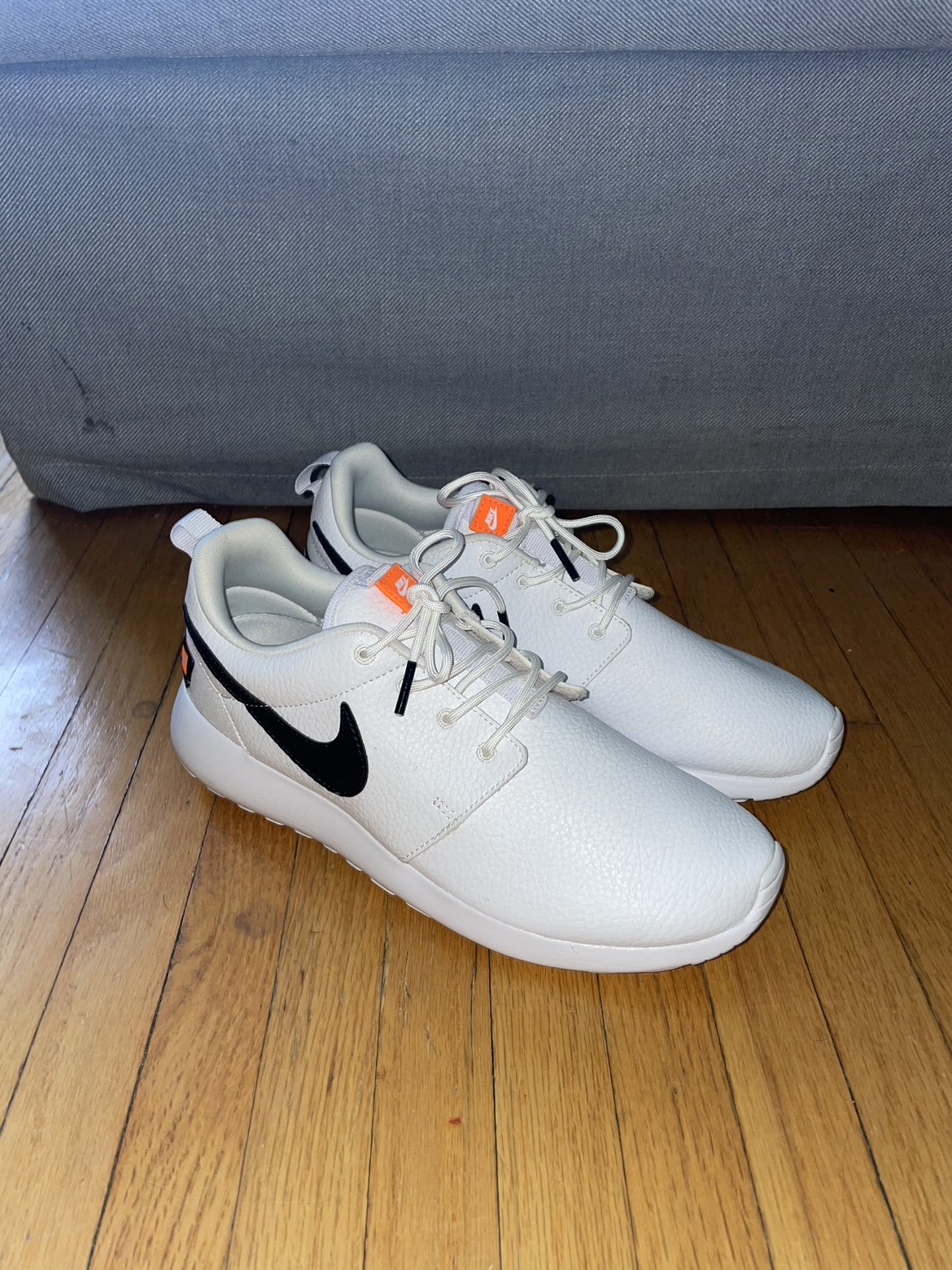 Nike shoes, size 8 brand new!
