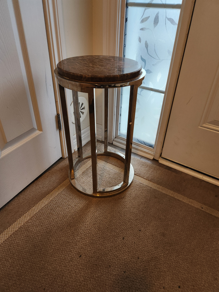 ottoman/side table