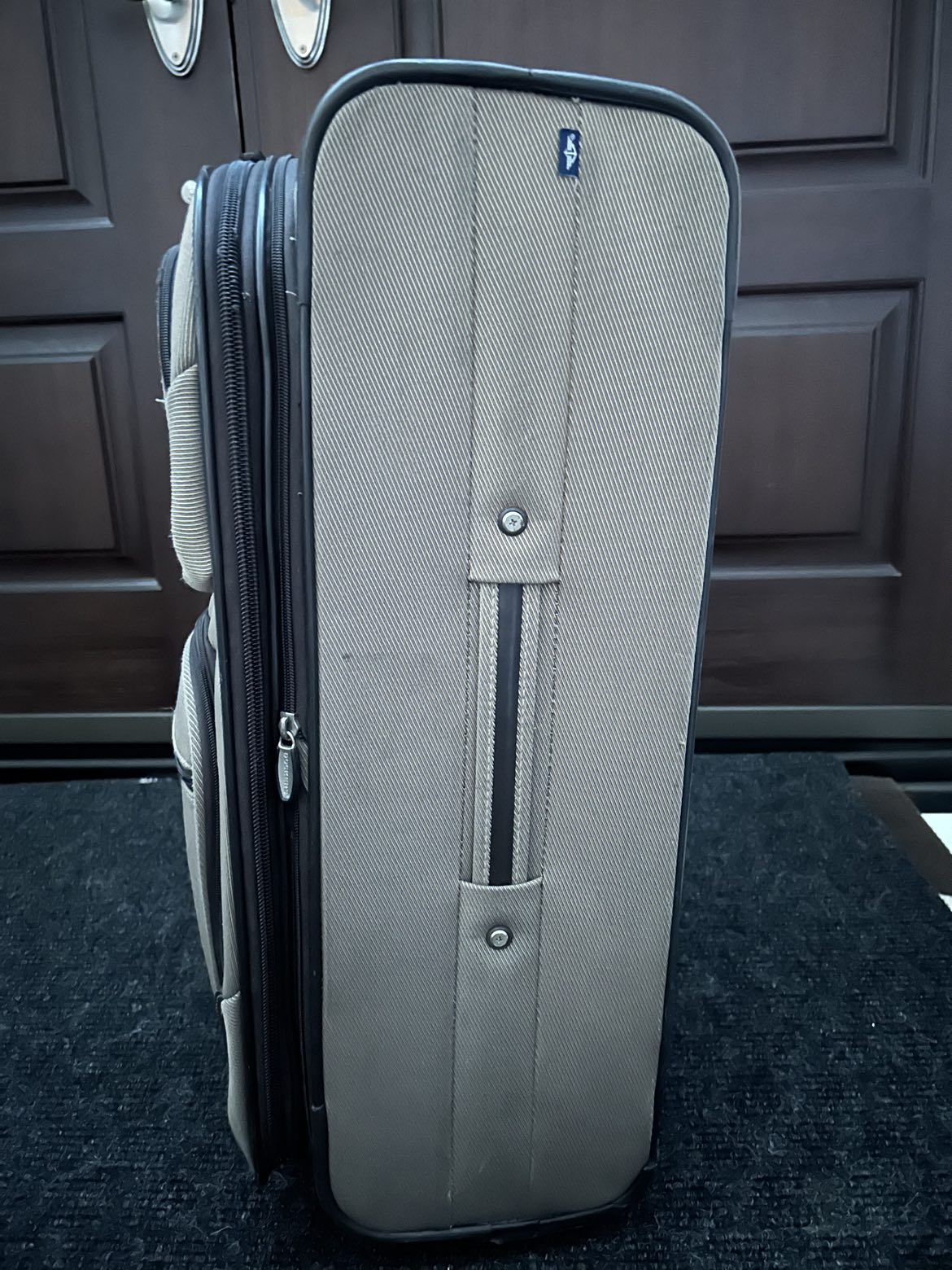 Medium size luggage image indicator(2)