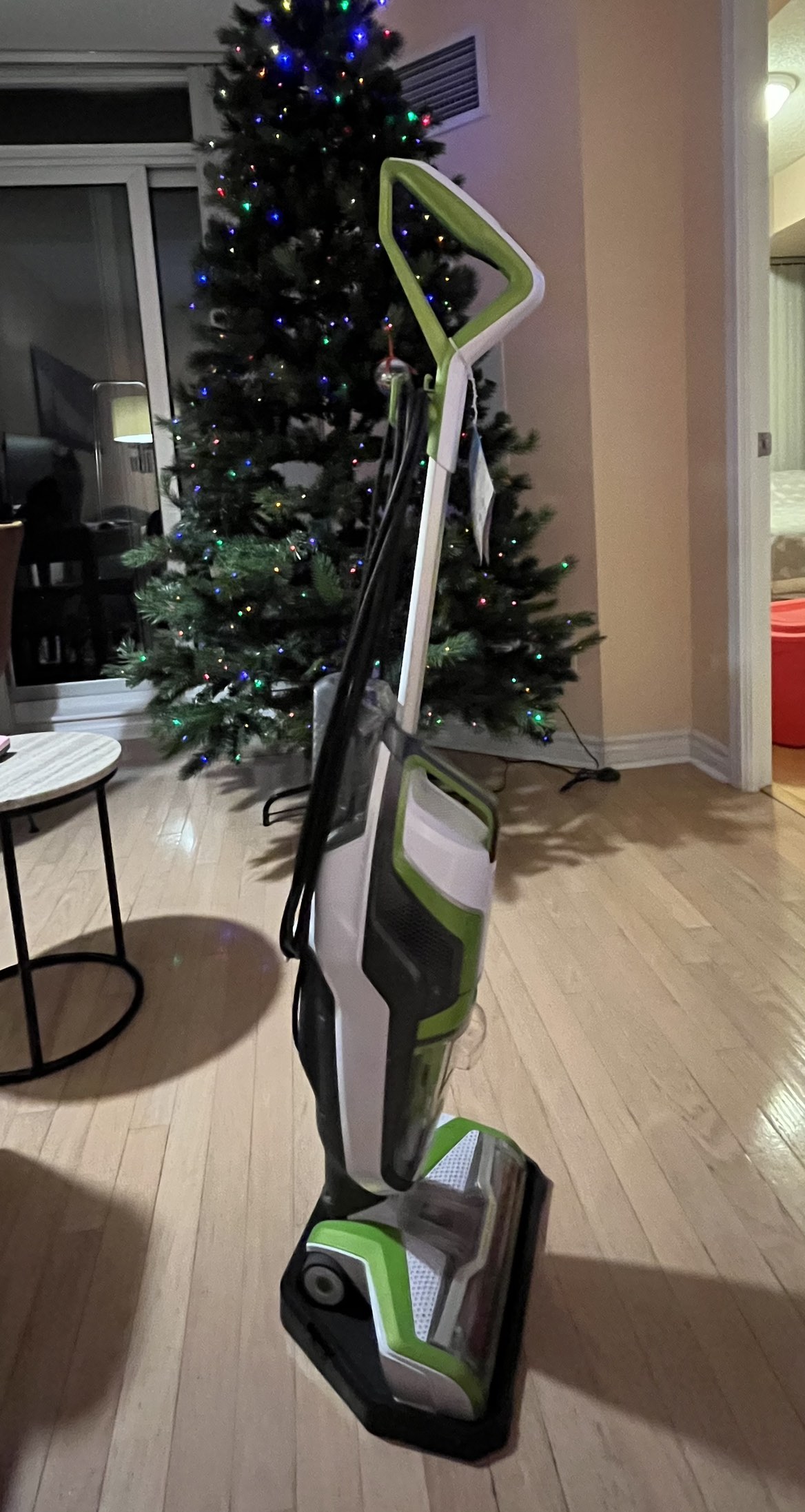 Bissell Cross Wave - Vacuum and Wash at the same time image indicator(2)