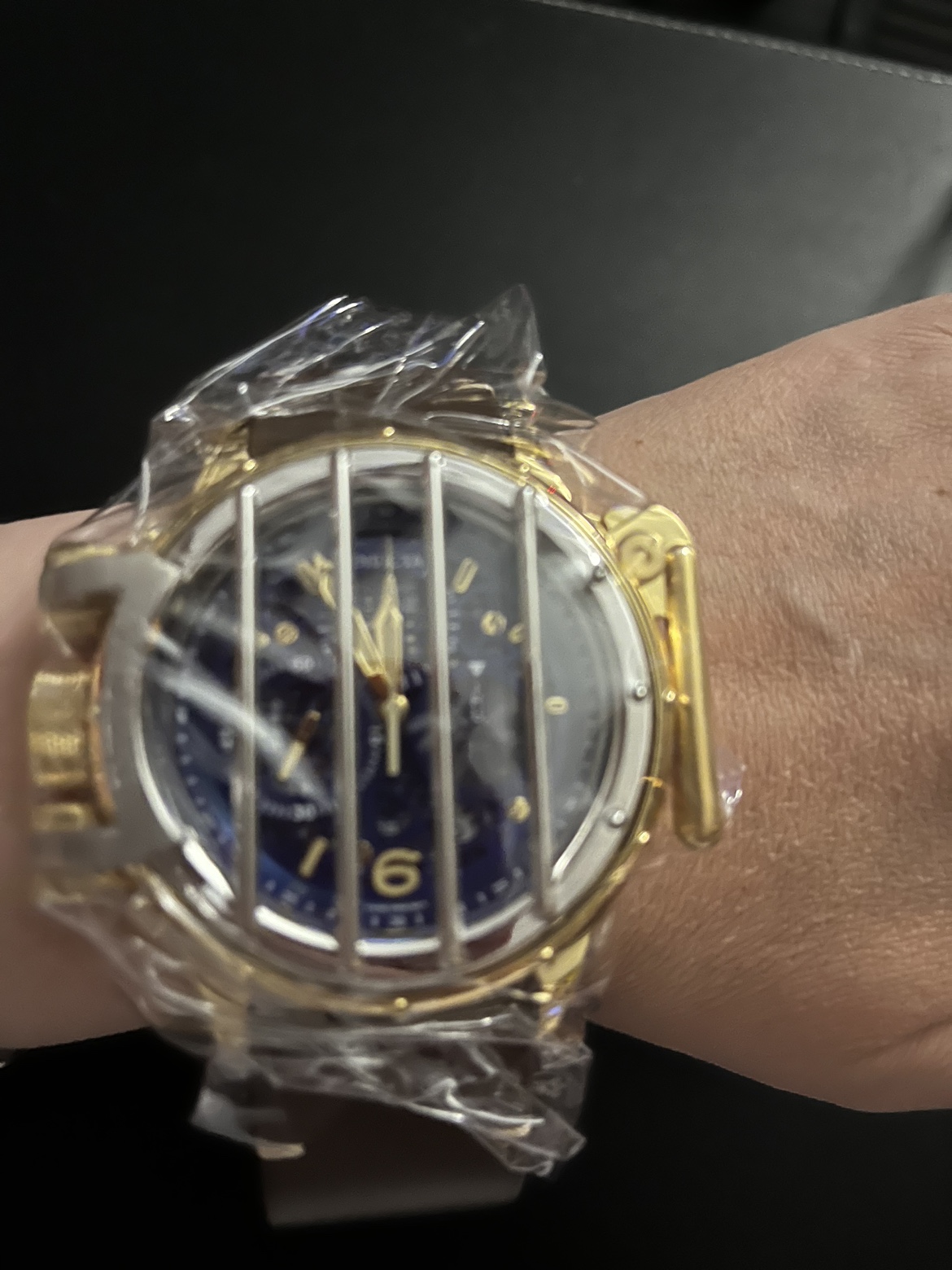 Brand new boxed Invicta men’s watch image indicator(6)