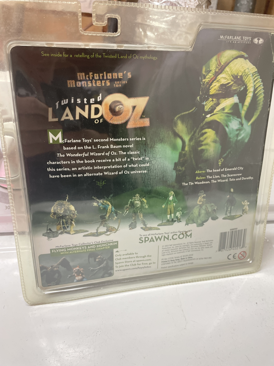 DOROTHY Twisted Land of Oz Action Figure - photo 3