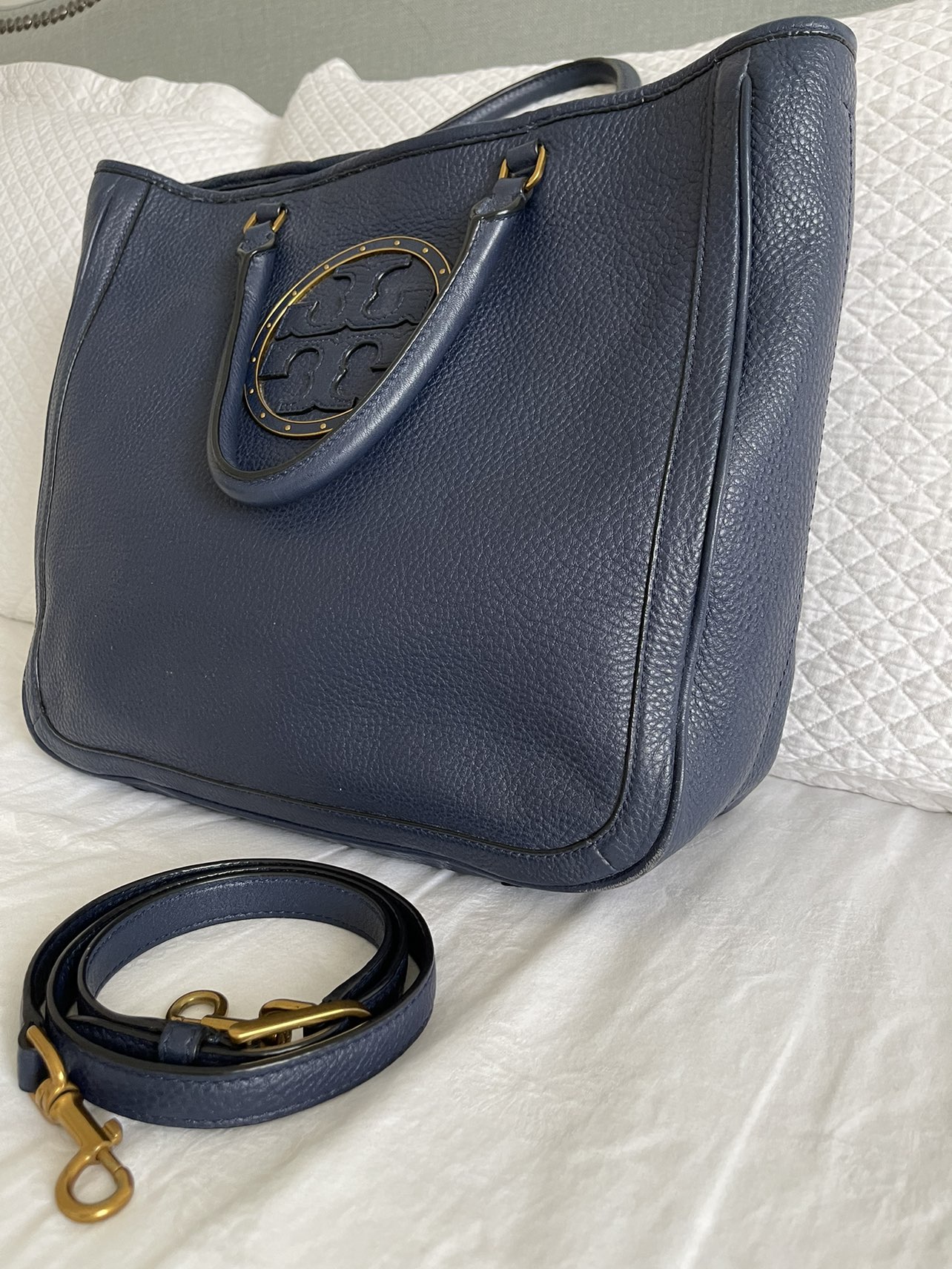 Tory Burch Stud Tote Bag - Royal Navy - photo 3