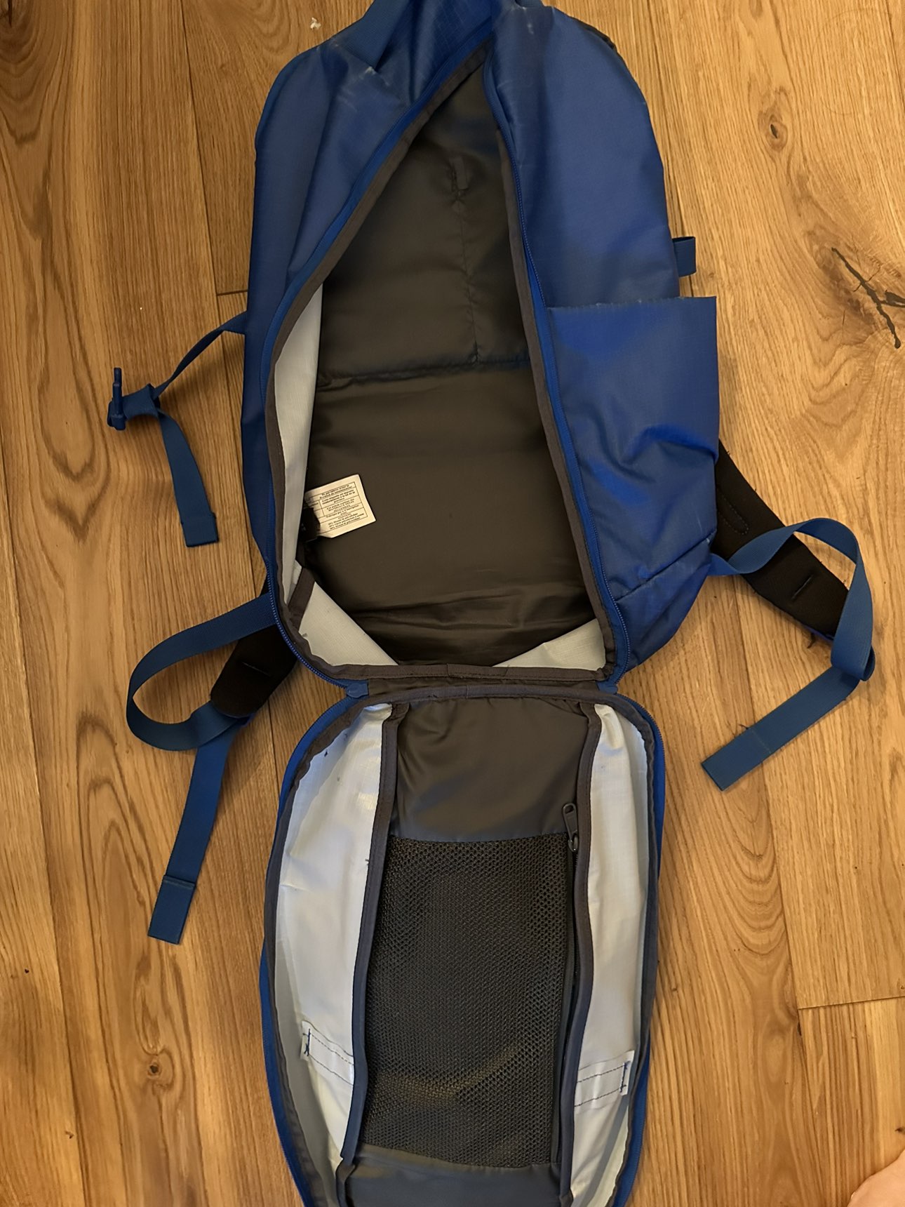 Timbuk2 backpack, perfect for travel or daily use - photo 2