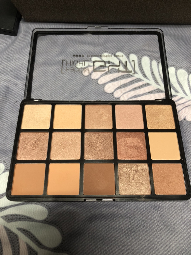 Huge Make-Up Haul 2 image indicator(10)
