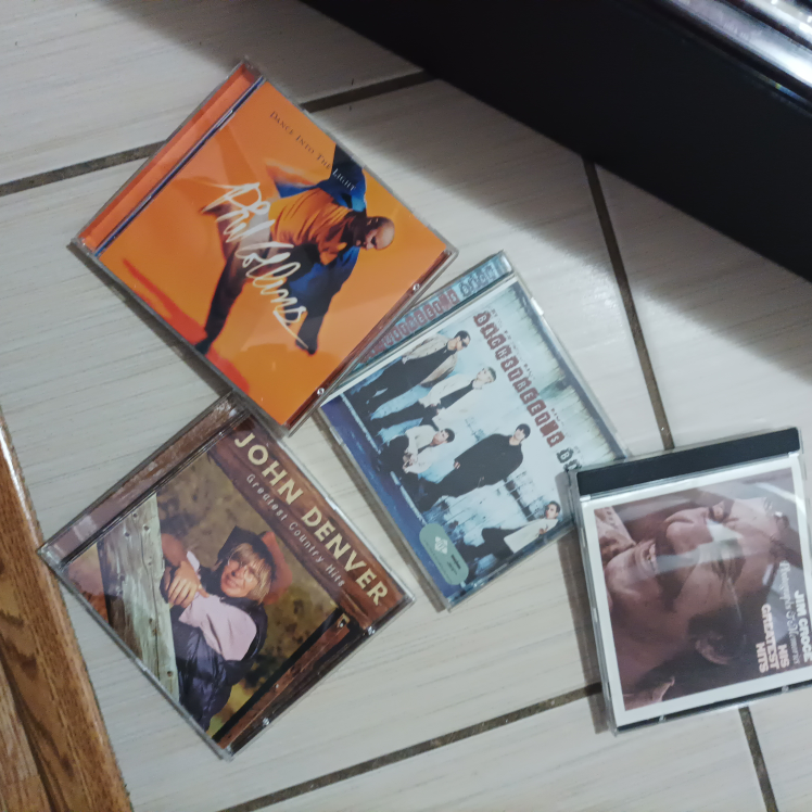 CD music collection image indicator(5)