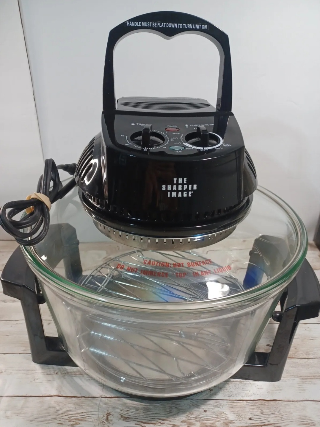 The Sharper Image Super Wave Oven Halogen, Infrared & Convection image indicator(3)