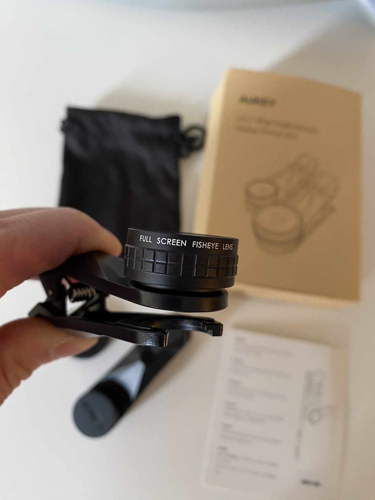 Aukey clip-on lens image indicator(3)