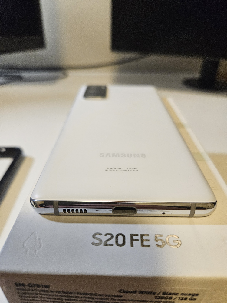 Samsung Galaxy S20 FE (5G) 128GB - photo 5
