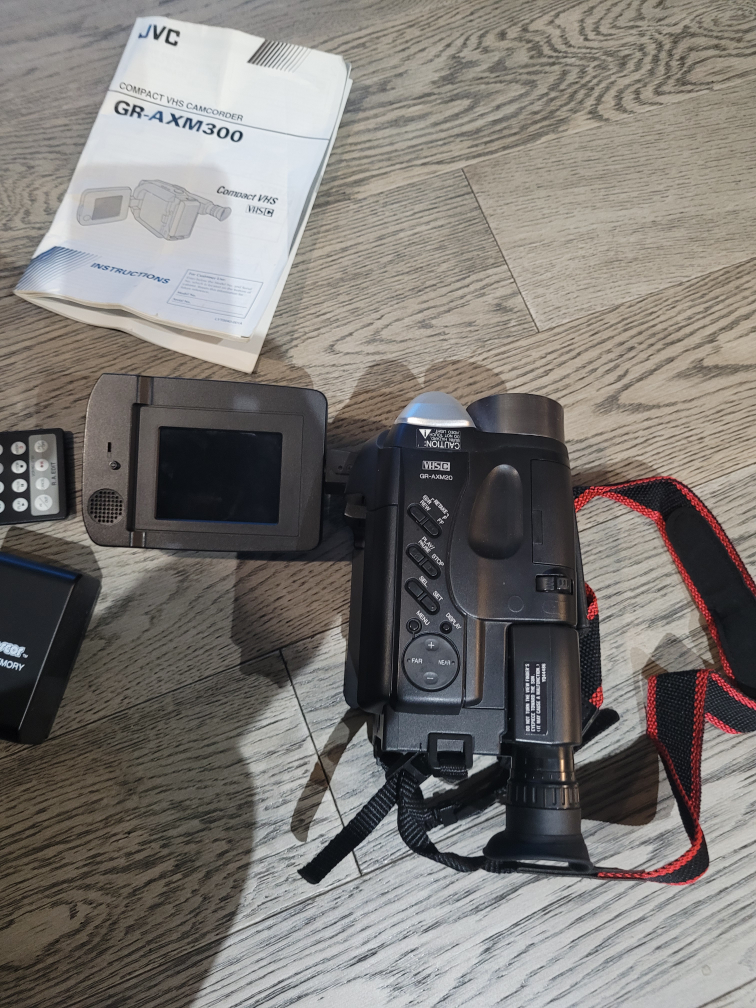 JVC CAMCORDER - photo 2