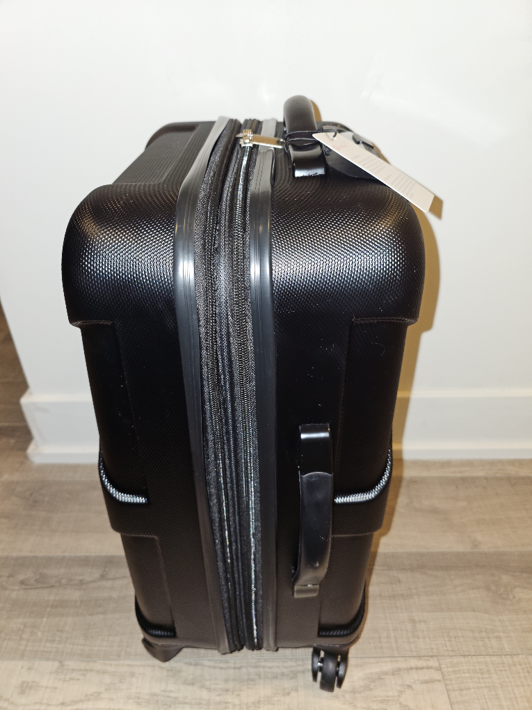 Carry on Luggage - photo 4